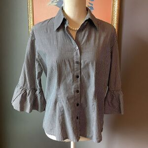 Chicos Striped Button Down Shirt 👔